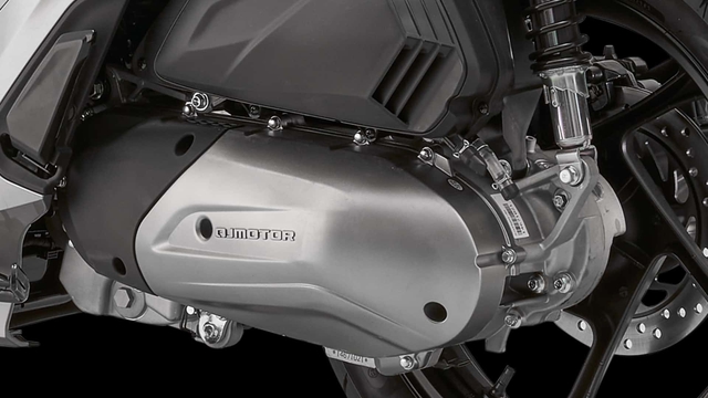 Cứ ngỡ Honda SH 2025 ra mắt, nhưng hóa ra đây lại là 'bản sao' rẻ tiền đến từ Trung Quốc- Ảnh 2.