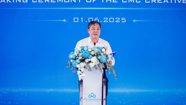Phó Chủ tịch thường trực UBND Tp. Hà Nội Lê Hồng Sơn bày tỏ cam kết mạnh mẽ cùng dự án CCS Hà Nội. Phó Chủ tịch thường trực UBND Tp. Hà Nội Lê Hồng Sơn bày tỏ cam kết mạnh mẽ cùng dự án CCS Hà Nội.