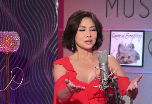 Nữ ca sĩ 3 đời chồng 52 tuổi vẫn đắt duyên: "Tôi trốn chạy đến 4 lần"- Ảnh 1. Nữ tại hi88 sĩ 3 đời chồng 52 tuổi vẫn đắt duyên: "Tôi trốn chạy đến 4 lần"- Ảnh 1.