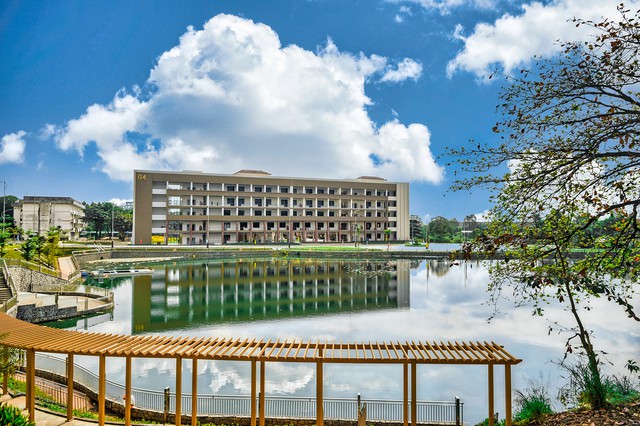 Trường Đại học Khoa học Xã hội và Nhân văn công bố kế hoạch tuyển sinh đại học chính quy năm 2025: Đa dạng phương thức, mở rộng cơ hội trúng tuyển- Ảnh 1. Trường Đại học Khoa học Xã hội và Nhân văn công bố kế hoạch tuyển sinh đại học chính quy năm 2025: Đa dạng phương thức, mở rộng cơ hội trúng tuyển- Ảnh 1.