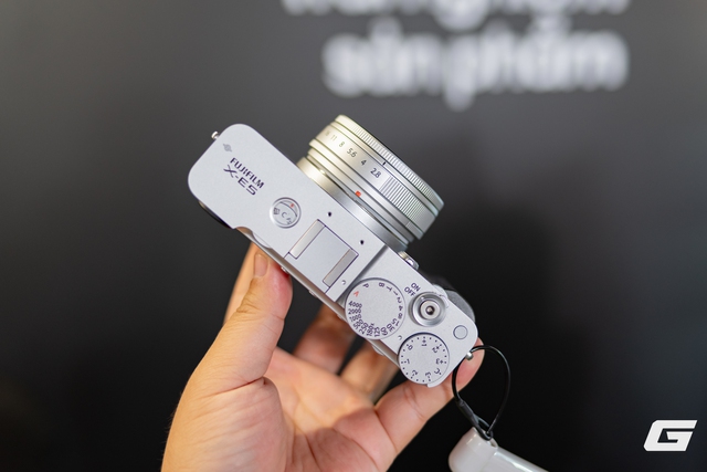 Bộ ba máy ảnh mới của xem bong da truc tiep cup c1 chính thức ra mắt: Đủ các cỡ cảm biến, vẫn hoài cổ nhưng độc đáo và mới mẻ hơn, giá từ 19.5 triệu đồng- Ảnh 18.
