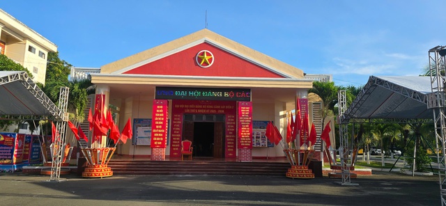 'Vùng Cảnh sát biển 2: Sẵn sàng tổ chức thành công Đại hội lần thứ V, nhiệm kỳ 2025 - 2030
- Ảnh 7.'