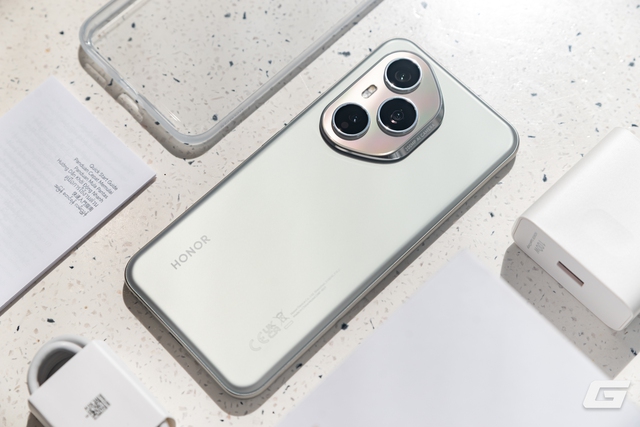 Lần đầu tiên: Smartphone tầm trung mà AI còn nhiều hơn cả flagship- Ảnh 1. Lần đầu tiên: Smartphone tầm trung mà AI còn nhiều hơn cả flagship- Ảnh 1.