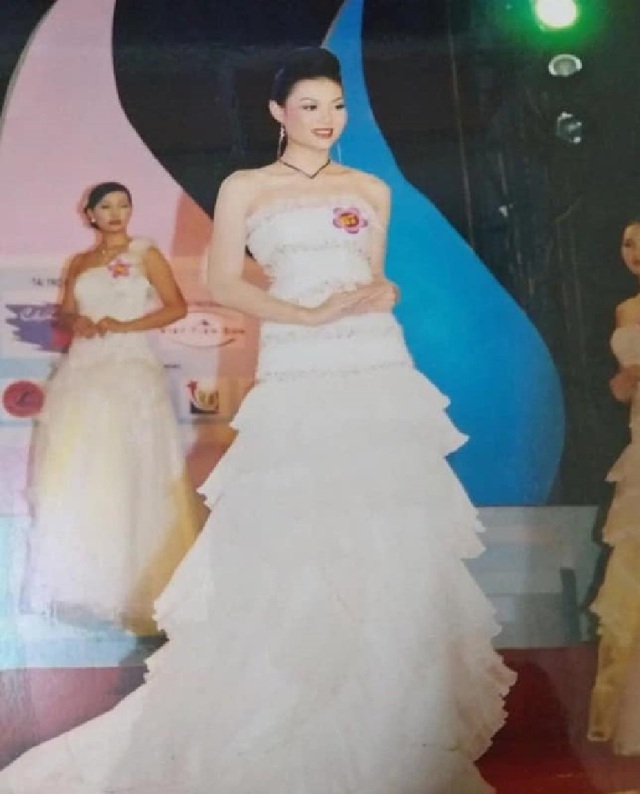 Mỹ nhân phủ sóng giờ vàng VTV: "Họ mời tôi làm vedette vì biết tôi là Á hậu"- Ảnh 2.