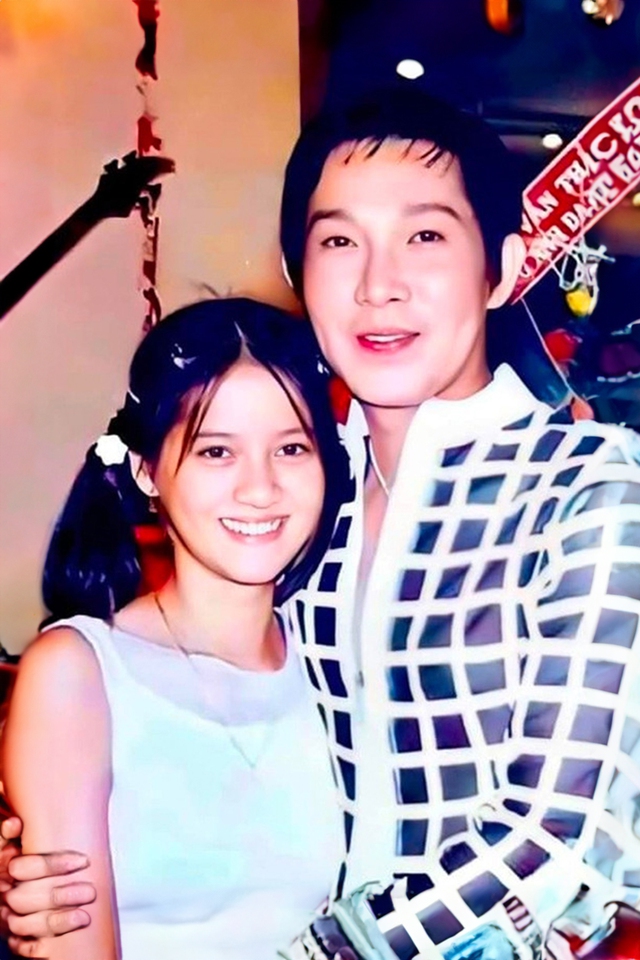Con gái nuôi NSƯT Vũ Linh: "Ba nằm viện Chợ Rẫy 2 ngày, lập tức đòi về nhà"- Ảnh 2. Con gái nuôi NSƯT Vũ Linh: "Ba nằm viện Chợ Rẫy 2 ngày, lập tức đòi về nhà"- Ảnh 2.