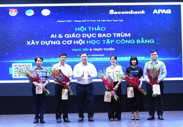 Diễn đàn Trí thức trẻ Việt Nam toàn cầu lần 6: Hội thảo "AI và giáo dục bao trùm - Xây dựng cơ hội học tập công bằng"- Ảnh 2. Diễn đàn Trí thức trẻ Việt Nam toàn cầu lần 6: Hội thảo "AI và giáo dục bao trùm - Xây dựng cơ hội học tập công bằng"- Ảnh 2.