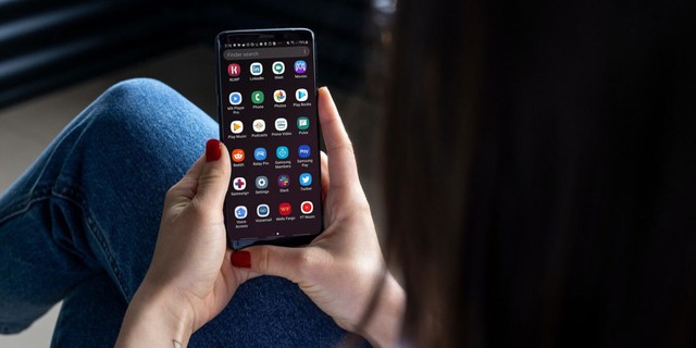 10 việc cần làm ngay sau khi mua điện thoại Android mới- Ảnh 1. 10 việc cần làm ngay sau khi mua điện thoại Android mới- Ảnh 1.