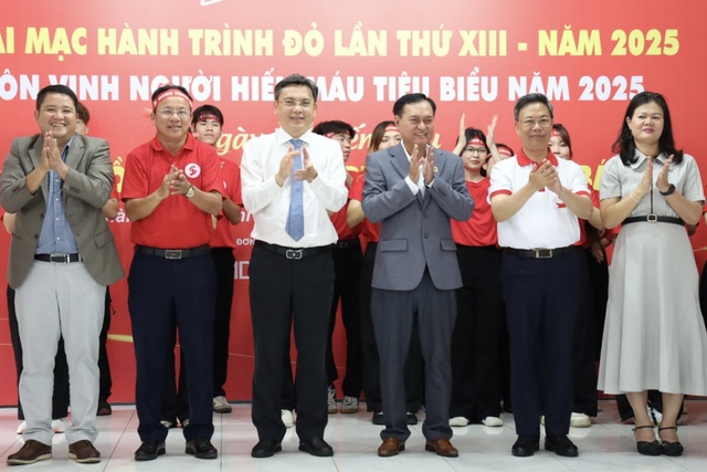 “Giọt hồng từ thành phố mang tên Bác” – Lan tỏa nghĩa cử cao đẹp trong Hành trình Đỏ lần thứ XIII- Ảnh 2. “Giọt hồng từ thành phố mang tên Bác” – Lan tỏa nghĩa cử cao đẹp trong Hành trình Đỏ lần thứ XIII- Ảnh 2.