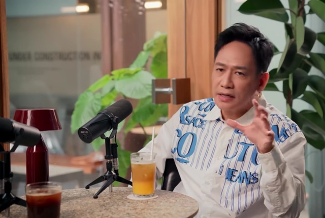 Nam ca sĩ nổi danh Hải Phòng: "Tôi là người đầu tiên ở Việt Nam viết bài hát về cờ bạc"- Ảnh 1. Nam ca sĩ nổi danh Hải Phòng: "Tôi là người đầu tiên ở Việt Nam viết bài hát về cờ bạc"- Ảnh 1.