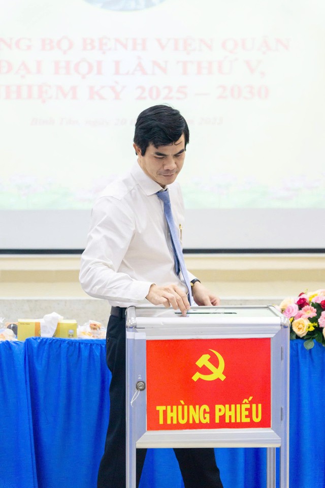 Đại hội Đảng bộ Bệnh viện Quận Bình Tân nhiệm kỳ 2025–2030: Kiến tạo tương lai y tế tuyến cơ sở hiện đại- Ảnh 2. Đại hội Đảng bộ Bệnh viện Quận Bình Tân nhiệm kỳ 2025–2030: Kiến tạo tương lai y tế tuyến cơ sở hiện đại- Ảnh 2.