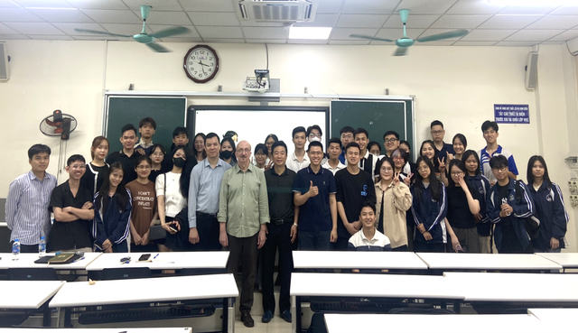 Sinh viên Chính trị học VNU-USSH: Khai phá giới hạn bản thân từ môi trường học tập năng động- Ảnh 5. Sinh viên Chính trị học VNU-USSH: Khai phá giới hạn bản thân từ môi trường học tập năng động- Ảnh 5.