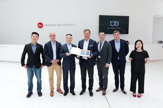 Xiaomi 15 Ultra phiên bản Leica kỷ niệm 100 năm: Độc lạ, sang trọng và không dành cho số đông- Ảnh 3.