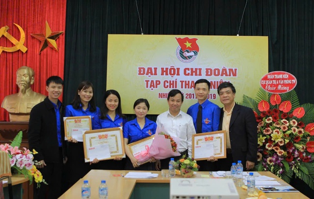 Kỷ niệm 100 năm Ngày Báo chí Cách mạng Việt Nam: Tạp chí Thanh niên - tiếng nói của tổ chức Đoàn, diễn đàn lý luận - khoa học tin cậy của thanh niên Việt Nam- Ảnh 8. Kỷ niệm 100 năm Ngày Báo chí Cách mạng Việt Nam: Tạp chí Thanh niên - tiếng nói của tổ chức Đoàn, diễn đàn lý luận - khoa học tin cậy của thanh niên Việt Nam- Ảnh 8.