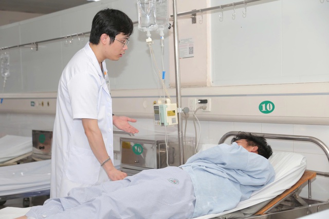 Hà Nội: Nam thanh niên suy thận cấp do mắc 1 sai lầm trong ngày nắng nóng- Ảnh 1. Hà Nội: Nam thanh niên suy thận cấp do mắc 1 sai lầm hi88.con ngày nắng nóng- Ảnh 1.