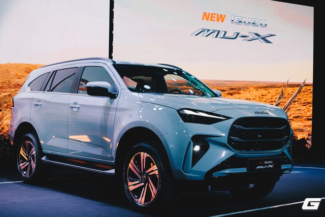 ISUZU ra mắt mu-X 2025 tại Việt Nam với nhiều nâng cấp, giá từ 928 triệu đồng- Ảnh 3. ISUZU ra mắt hi88.com - hi88.win tại Việt Nam với nhiều nâng cấp, giá từ 928 triệu đồng- Ảnh 3.
