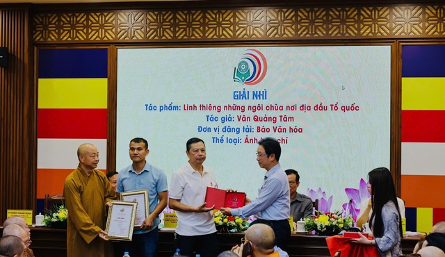 Lễ trao giải Báo chí Phật giáo lần thứ nhất - năm 2024 và Phát động Giải báo chí Phật giáo năm 2025- Ảnh 4. Lễ trao giải Báo chí Phật giáo lần thứ nhất - năm 2024 và Phát động Giải báo chí Phật giáo năm 2025- Ảnh 4.