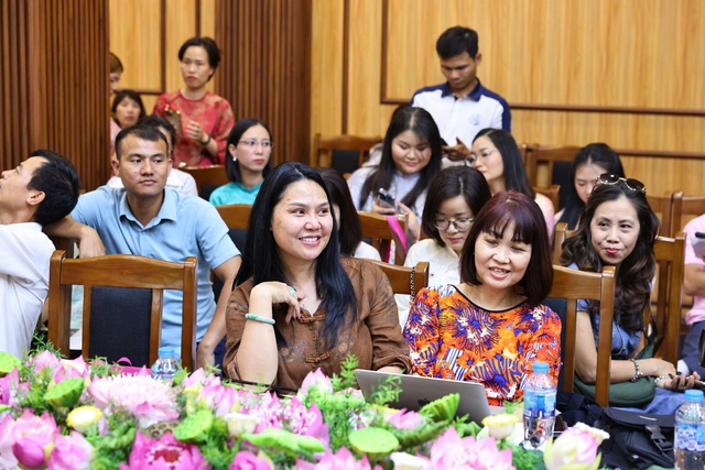 Lễ trao giải Báo chí Phật giáo lần thứ nhất - năm 2024 và Phát động Giải báo chí Phật giáo năm 2025- Ảnh 3. Lễ trao giải Báo chí Phật giáo lần thứ nhất - năm 2024 và Phát động Giải báo chí Phật giáo năm 2025- Ảnh 3.