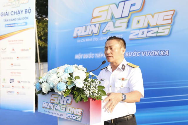 Gần 2.000 vận động viên tham gia giải chạy bộ “SNP Run As One” 2025- Ảnh 1.
