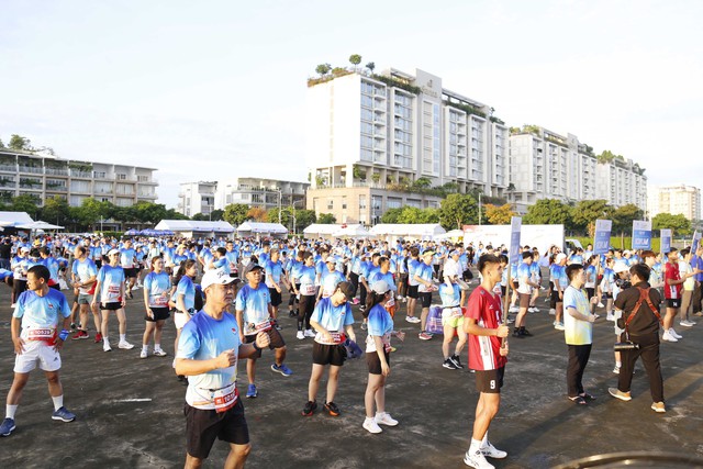 Giải chạy thu hút gần 2.000 vận động viên đến từ các hãng tàu, doanh nghiệp xuất nhập khẩu, Forwarder.
