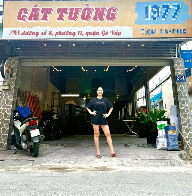 Nữ NSƯT chuyển sang nhà mới ngay mặt tiền đường số 8, quận Gò Vấp, vừa ở, vừa làm quán cafe- Ảnh 1. Nữ NSƯT chuyển sang nhà mới ngay mặt tiền đường số 8, quận Gò Vấp, vừa ở, vừa làm quán cafe- Ảnh 1.
