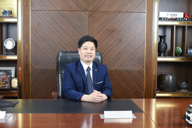 Anh Nguyễn Vũ Trụ - Phó Chủ tịch Hội Doanh nghiệp trẻ Hà Nội (HANOIBA), Chủ tịch Hội đồng quản trị Công ty CP Đầu tư Phát triển Máy Việt Nam. Anh Nguyễn Vũ Trụ - Phó Chủ tịch Hội Doanh nghiệp trẻ Hà Nội (HANOIBA), Chủ tịch Hội đồng quản trị Công ty CP Đầu tư Phát triển Máy Việt Nam.