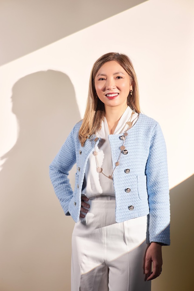 Sếp Sun Life: 47% phụ nữ mong truyền đạt cho con kiến thức tài chính - đầu tư hơn là đơn thuần trao tiền cho con! - Ảnh 1. Sếp Sun Life: 47% phụ nữ mong truyền đạt cho con kiến thức tài chính - đầu tư hơn là đơn thuần trao tiền cho con! - Ảnh 1.
