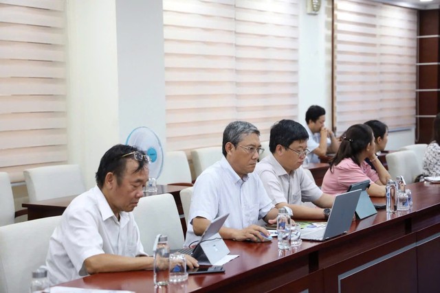 Đại học Quốc Gia Thành phố Hồ Chí Minh tổ chức tọa đàm về nghiên cứu giống lúa thích ứng biến đổi khí hậu: Hướng tới phát triển nông nghiệp bền vững tại ĐBSCL- Ảnh 2. Đại học Quốc Gia Thành phố Hồ Chí Minh tổ chức tọa đàm về nghiên cứu giống lúa thích ứng biến đổi khí hậu: Hướng tới phát triển nông nghiệp bền vững tại ĐBSCL- Ảnh 2.