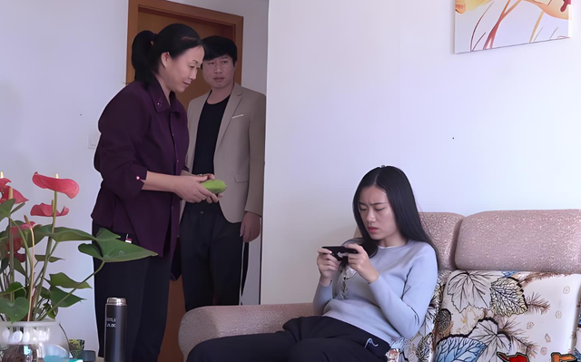 Mới về l&agrave;m d&acirc;u được nửa năm, chị d&acirc;u đ&atilde; khiến cả gia đ&igrave;nh t&ocirc;i "khiếp sợ" v&igrave; những lần mặc cả "v&ocirc; tiền kho&aacute;ng hậu"- Ảnh 1.