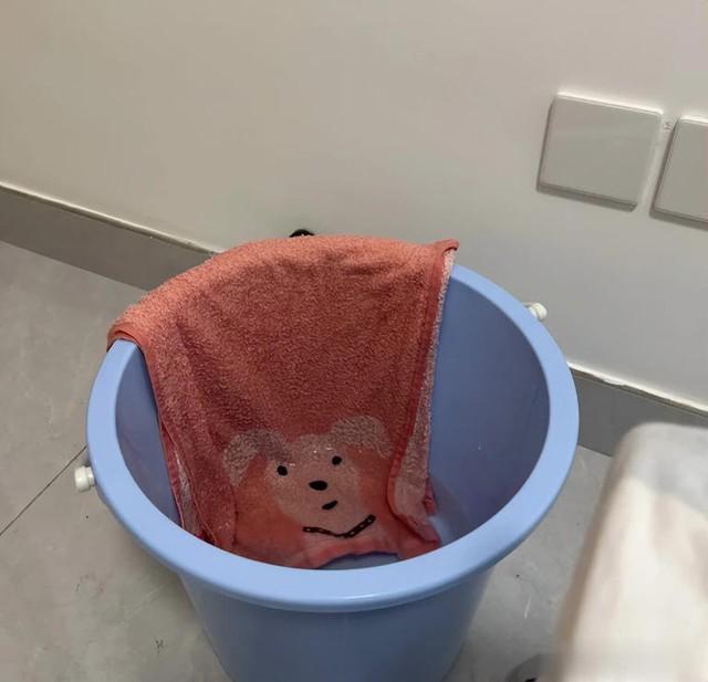 Bật điều hòa mùa hè, hãy đặt “2 thứ” này lich bong da truc tiep phòng vừa dễ chịu, tiết kiệm tiền điện vừa tránh bệnh tật- Ảnh 1.