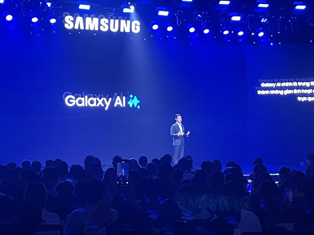 Samsung Galaxy Z Fold7: Siêu phẩm gập mở – định hình tương lai điện thoại thông minh- Ảnh 5. Samsung Galaxy Z Fold7: Siêu phẩm gập mở – định hình tương lai điện thoại thông minh- Ảnh 5.