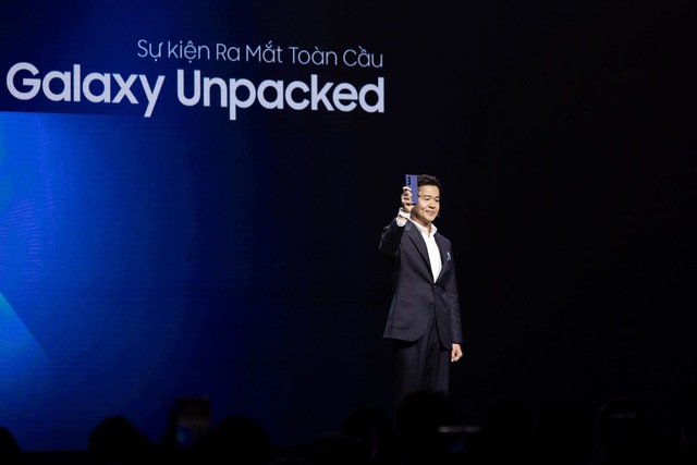Samsung Galaxy Z Fold7: Siêu phẩm gập mở – định hình tương lai điện thoại thông minh- Ảnh 4. Samsung Galaxy Z Fold7: Siêu phẩm gập mở – định hình tương lai điện thoại thông minh- Ảnh 4.