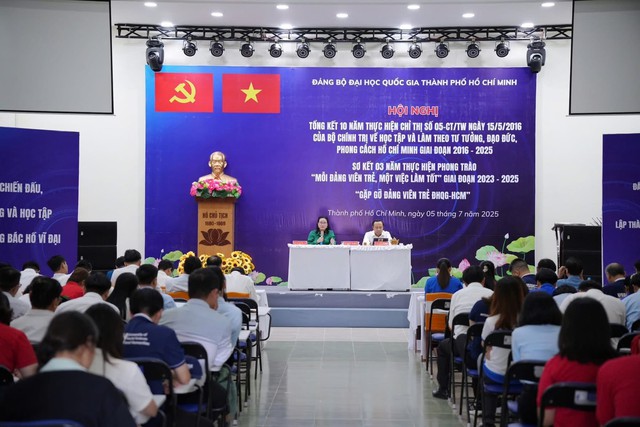 Đại học Quốc gia thành phố Hồ Chí Minh đạt bước đột phá với đảng viên trẻ và học tập theo tư tưởng, đạo đức, phong cách Hồ Chí Minh- Ảnh 1. Đại học Quốc gia thành phố Hồ Chí Minh đạt bước đột phá với đảng viên trẻ và học tập theo tư tưởng, đạo đức, phong cách Hồ Chí Minh- Ảnh 1.
