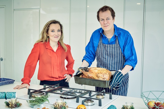 Chuyện chưa kể về ‘Hoàng tử ẩm thực’ nước Anh - Tom Parker Bowles và hành trình định hình khẩu vị giới thượng lưu toàn cầu- Ảnh 3. Chuyện chưa kể về ‘Hoàng tử ẩm thực’ nước Anh - Tom Parker Bowles và hành trình định hình khẩu vị giới thượng lưu toàn cầu- Ảnh 3.