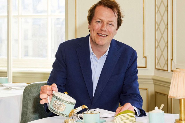 Chuyện chưa kể về ‘Hoàng tử ẩm thực’ nước Anh - Tom Parker Bowles và hành trình định hình khẩu vị giới thượng lưu toàn cầu- Ảnh 1. Chuyện chưa kể về ‘Hoàng tử ẩm thực’ nước Anh - Tom Parker Bowles và hành trình định hình khẩu vị giới thượng lưu toàn cầu- Ảnh 1.