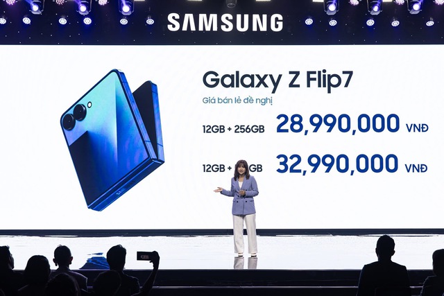 Galaxy Z Flip7: Sức mạnh AI, phong cách gập gọn- Ảnh 3.
