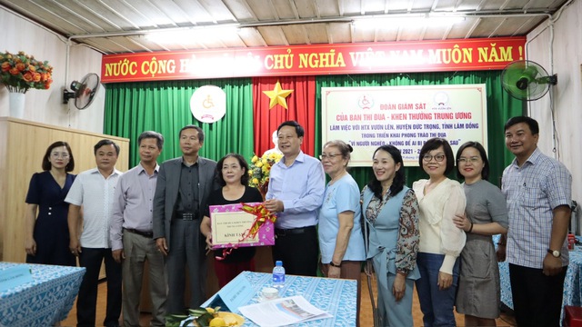 Một số vấn đề đặt ra đối với công tác thi đua, khen thưởng trong cơ quan Nhà nước giai đoạn hiện nay
- Ảnh 9.