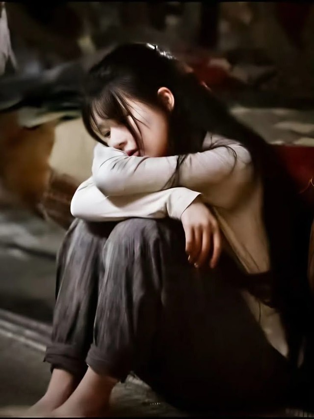 Lớn lên với sự HẬN THÙ của mẹ dành cho bố và sự VÔ TRÁCH NHIỆM của bố dành cho mình, đứa trẻ sẽ phải trải qua những gì?- Ảnh 3.