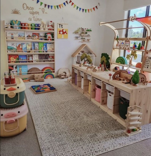 Bố mẹ mua nhiều thứ n&agrave;y, cứ nghĩ l&agrave; tốt nhưng lại l&agrave;m ảnh hưởng đến sự ph&aacute;t triển IQ lẫn EQ của trẻ- Ảnh 1.