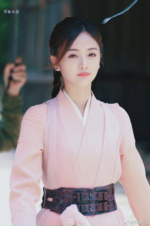 Nữ idol tranh danh xưng "thần tiên tỷ tỷ" với Lưu Diệc Phi: Đi hát 10 năm không hot bằng 1 lần ngất xỉu- Ảnh 5.