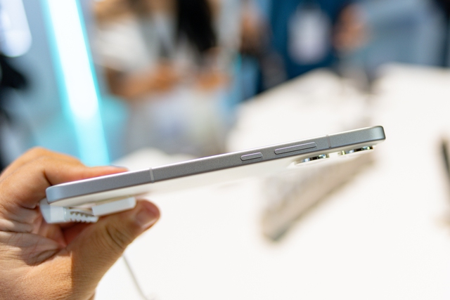 OPPO Reno14 Series ra mắt: Thiết kế "đuôi cá" độc đáo, nhiều tính năng AI ấn tượng, bạn thân của Sơn Tùng M-TP- Ảnh 6.