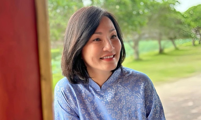 Hồng Đào nói về việc lấy chồng ở tuổi 63: "Có người khuyên tôi phải lấy chồng là trai trẻ"- Ảnh 2.