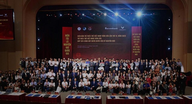Tập hợp trí tuệ Việt, kết nối nguồn lực hiện tại để phát triển đất nước trong tương lai- Ảnh 2. Tập hợp trí tuệ Việt, kết nối nguồn lực hiện tại để phát triển đất nước trong tương lai- Ảnh 2.