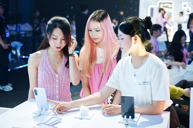 hi88.com lừa đảo màu Hồng mới: Phép cộng hoàn hảo giữa thời trang và công nghệ- Ảnh 7.