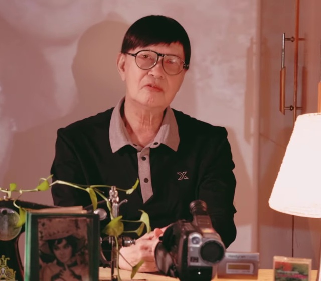 Nam NSND 81 tuổi bị khán giả nhắc: "Anh đừng nhắc chị Thanh Kim Huệ nữa, để chị yên"- Ảnh 1. Nam NSND 81 tuổi bị khán giả nhắc: "Anh đừng nhắc chị Thanh Kim Huệ nữa, để chị yên"- Ảnh 1.