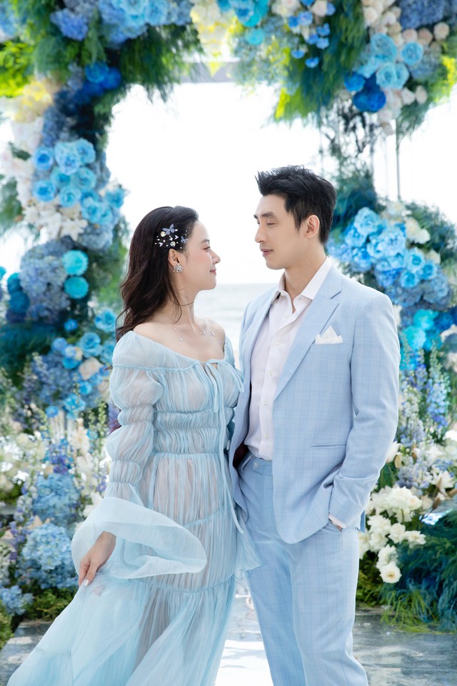 Người đẹp Vbiz làm dâu "đế chế nhựa" giàu sang bậc nhất Sài Gòn: Vẫn giàu có tự thân, chọn cách sống kín đáo nhưng đầy bản lĩnh- Ảnh 2. Người đẹp Vbiz làm dâu "đế chế nhựa" giàu sang bậc nhất Sài Gòn: Vẫn giàu có tự thân, chọn cách sống kín đáo nhưng đầy bản lĩnh- Ảnh 2.