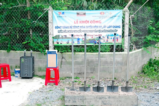 Đoàn công tác Thành Đoàn Tp. Hồ Chí Minh thăm, động viên chiến sĩ tình nguyện kỳ nghỉ hồng và Mùa hè xanh tại huyện Củ Chi- Ảnh 5. Đoàn công tác Thành Đoàn Tp. Hồ Chí Minh thăm, động viên chiến sĩ tình nguyện kỳ nghỉ hồng và Mùa hè xanh tại huyện Củ Chi- Ảnh 5.
