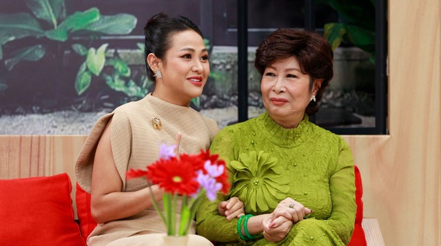 Con dâu một nữ NSƯT: "Tôi day dứt về con gái 5 tuổi"- Ảnh 2. k+ truc tiep bong da dâu một nữ NSƯT: "Tôi day dứt về con gái 5 tuổi"- Ảnh 2.