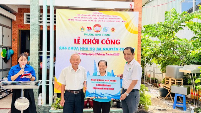 TP. Hồ Chí Minh lan tỏa nghĩa tình nhân kỷ niệm Ngày Thương binh - Liệt sĩ 27/7: Nghĩa cử tri ân lan tỏa từ y tế đến cộng đồng- Ảnh 5. TP. Hồ Chí Minh lan tỏa nghĩa tình nhân kỷ niệm Ngày Thương binh - Liệt sĩ 27/7: Nghĩa cử tri ân lan tỏa từ y tế đến cộng đồng- Ảnh 5.