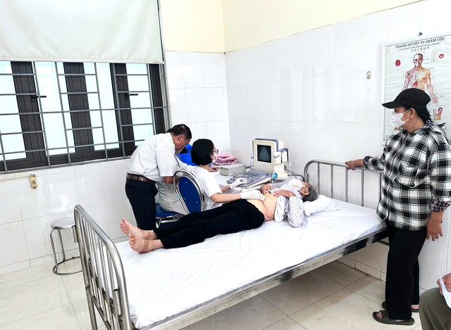 Bệnh viện Tuệ Tĩnh khám, tặng quà cho các đối tượng chính sách nhân dịp 78 năm Ngày Thương binh - Liệt sỹ (27/7/1947-27/7/2025)- Ảnh 22. Bệnh viện Tuệ Tĩnh khám, tặng quà cho các đối tượng chính sách nhân dịp 78 năm Ngày Thương binh - Liệt sỹ (27/7/1947-27/7/2025)- Ảnh 22.