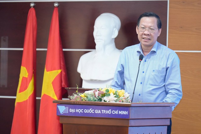 Đồng chí Phan Văn Mãi kỳ vọng mô hình hợp tác hỗ trợ sinh viên giữa ĐHQG-HCM và Ngân hàng ACB sẽ được nhân rộng trên phạm vi toàn quốc. Đồng chí Phan Văn Mãi kỳ vọng mô hình hợp tác hỗ trợ sinh viên giữa ĐHQG-HCM và Ngân hàng ACB sẽ được nhân rộng trên phạm vi toàn quốc.